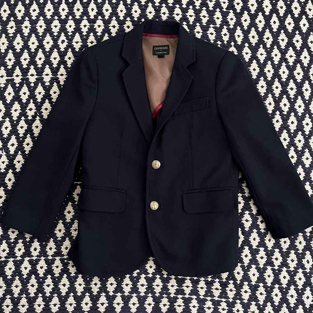 Crewcuts Thompson Boys' Legacy blazer. Size 4-5. Dark Navy